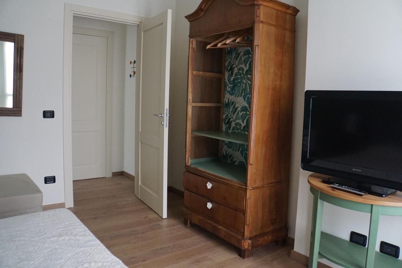 La Rotonda 2 Camere Con Terrazza In Centro Pavia Dış mekan fotoğraf