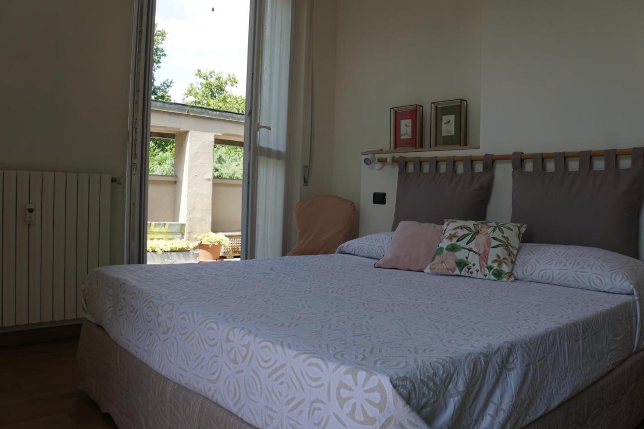 La Rotonda 2 Camere Con Terrazza In Centro Pavia Dış mekan fotoğraf
